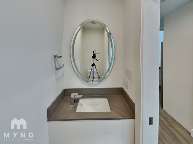 Photo - 3880 Munger Ave