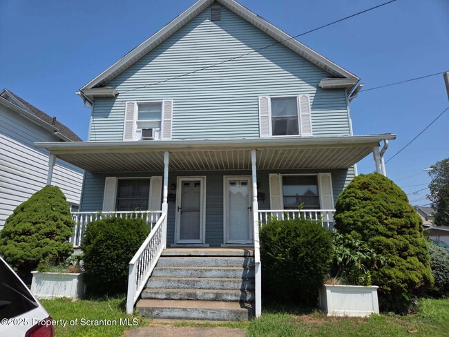 Building Photo - 1700 Dorothy St Rental