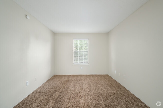 2BR, 2BA - 1,066SF - Primary Bedroom