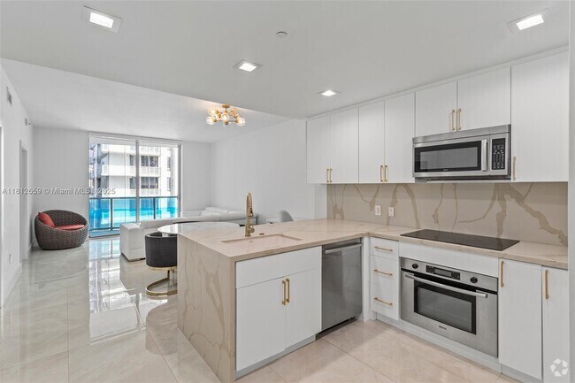 Building Photo - 1060 Brickell Ave Unit 2015 Rental