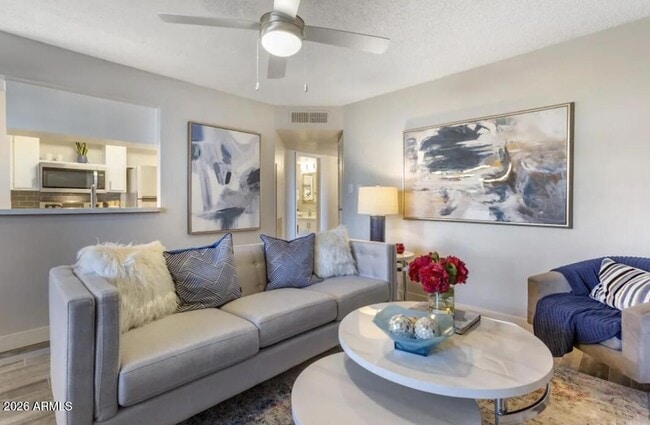 Photo - 17031 N 11th Ave Unidad 1