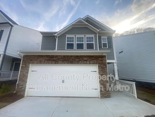 Photo - 152 Parkwood Dr