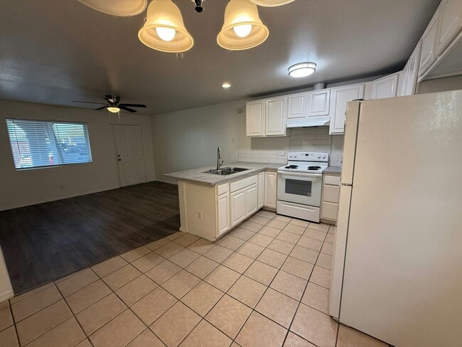 Photo - 1926 Haskell Rd Unit 1