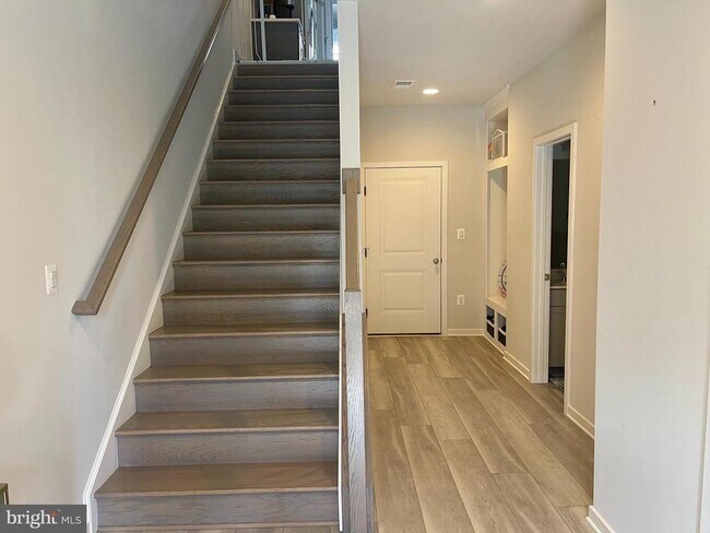 Photo - 23006 Sullivans Cove Sq