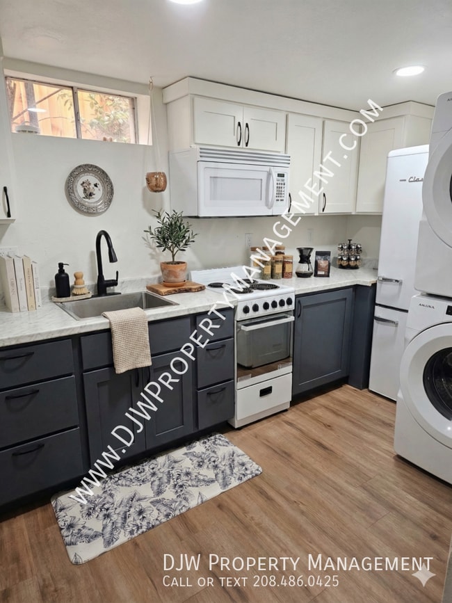 Photo - 2119 Cleveland Blvd