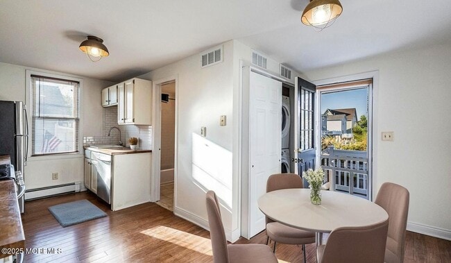 Photo - 8 Central Avenue