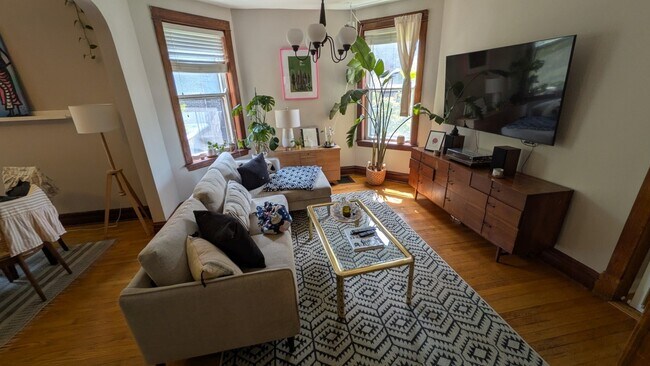 Photo - 3754 N Bell Ave Unit 1