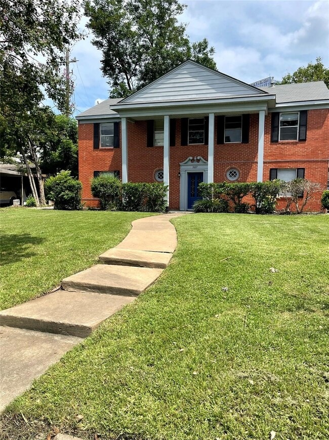 Photo - 2027 Sheridan St