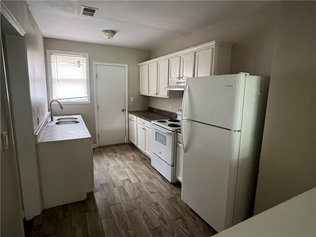 Photo - 3667 Wylly Ave