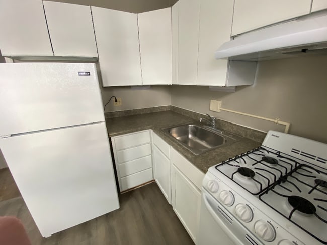 Photo - 340 Ellis Ave Unit 14