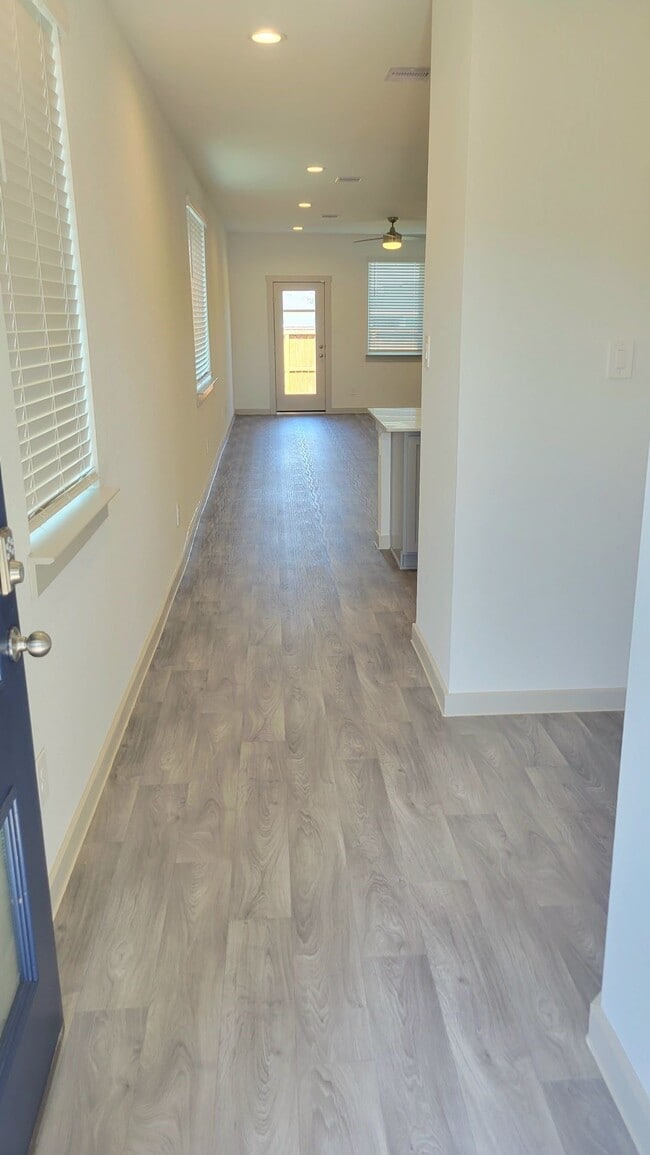 Photo - 2907 Stamford Hl Ln