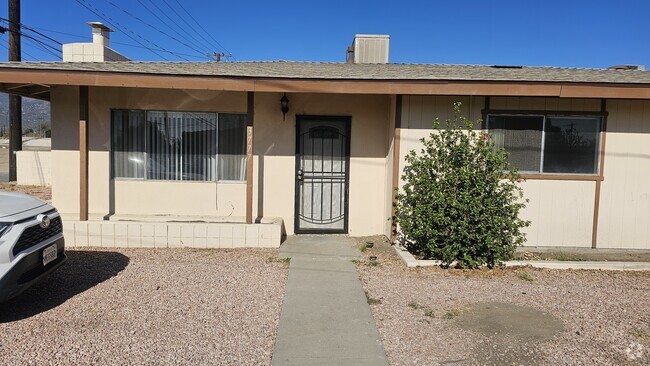 Building Photo - 3777 N Pershing Ave Rental