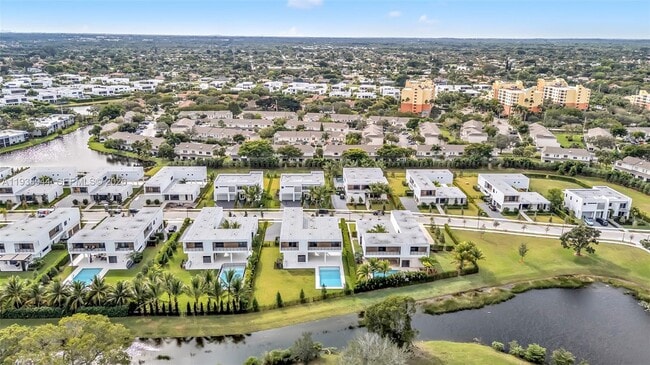 Photo - 16699 Botaniko Dr N