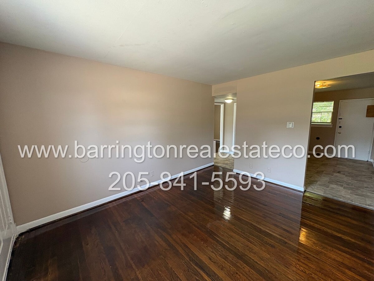 Photo - 1121 Alabama St