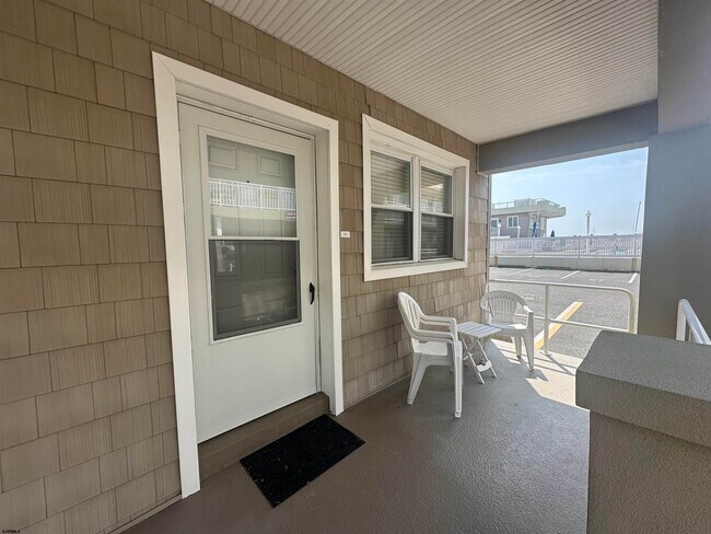 9010 Atlantic Ave Unit 112