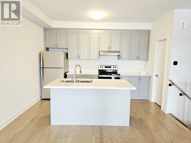 Photo - 25 John Canning Wy