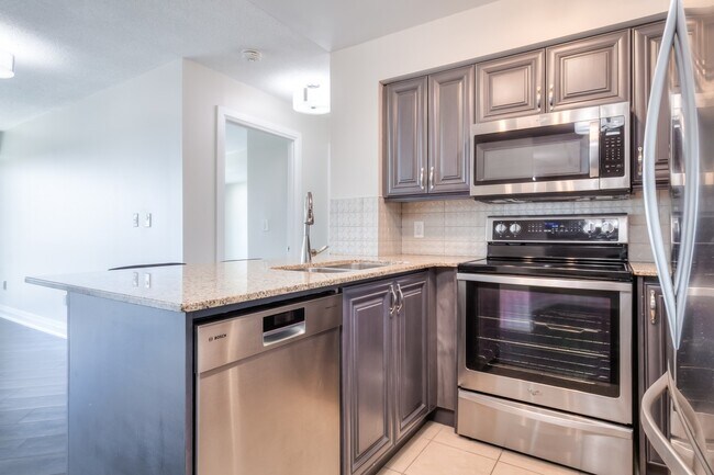 Photo - 18 Valley Woods Rd Unit 606