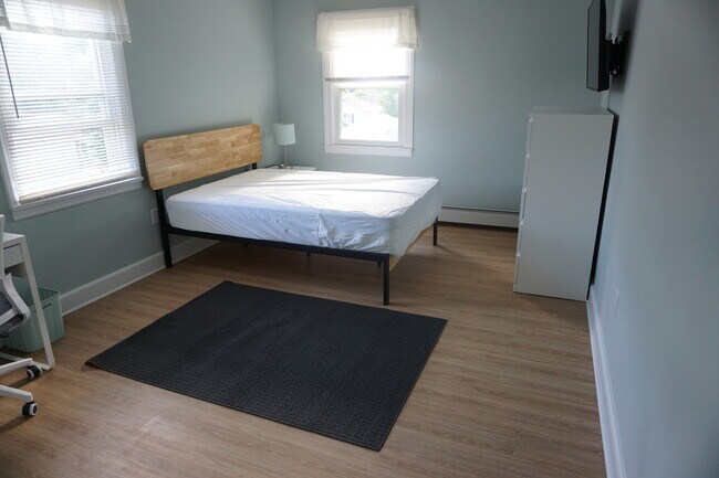 Photo - 303 Metacom Ave Unit 1C