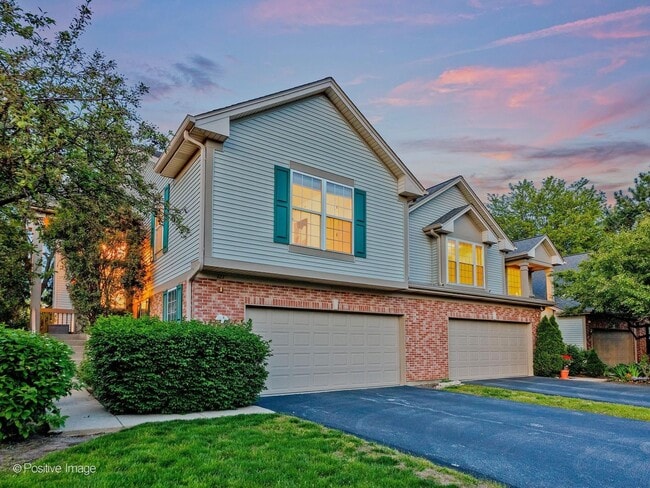 121 Commons Ct