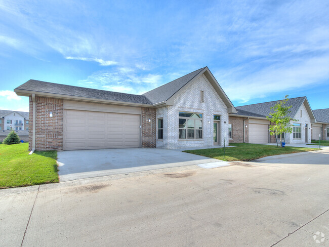 Building Photo - BrickTowne Ames Townhomes