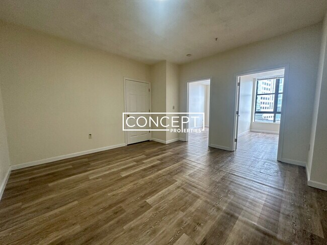 Photo - 81 Essex St Unit 82