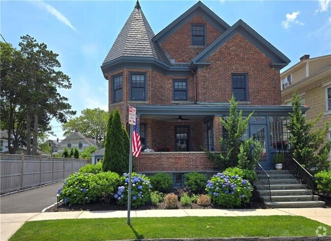 Building Photo - 21 Bedlow Ave Rental
