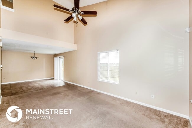 Photo - 2525 Grand Fir Dr