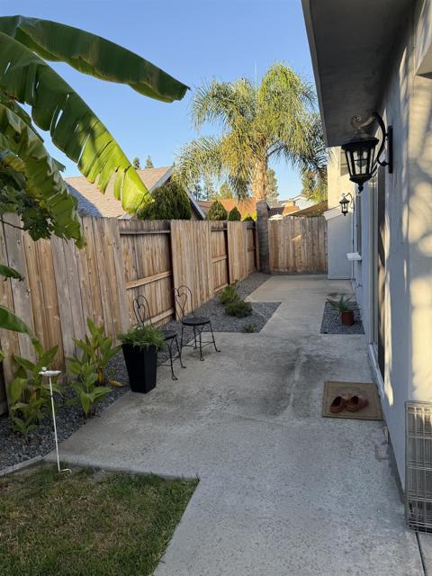 Photo - 2013 Bridgeport