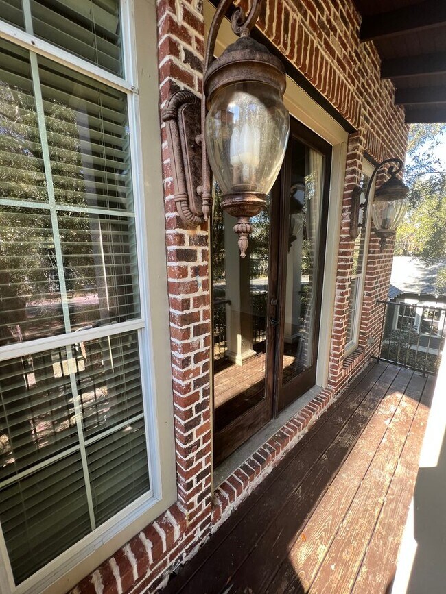 Photo - 1330 N Duval St