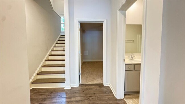 285 Vista Ln