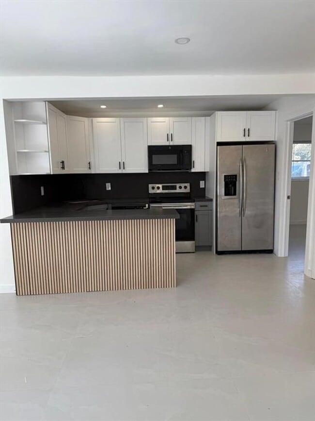 Photo - 1054-1058 SW 2nd Street 1056, Hallandale Beach, FL 33009