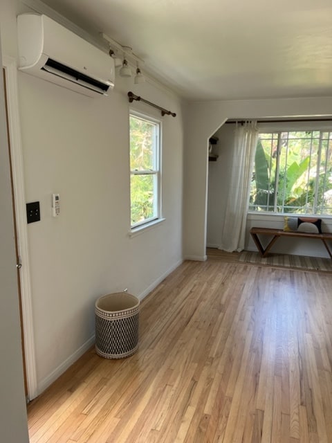 3034 Perlita Ave Unit Detatched duplex