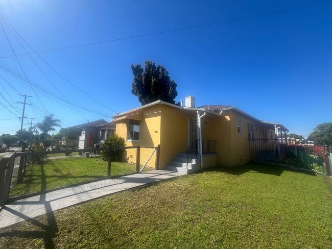 Photo - AMSI - Sunny One Bedroom