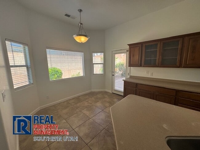 Photo - 4 Bedroom near Costco