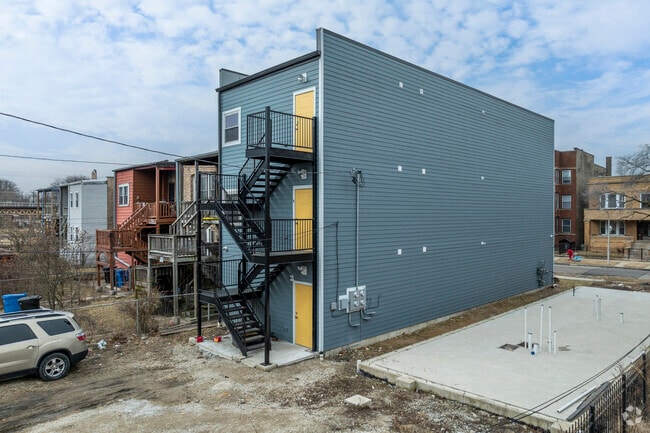 Photo - 6227 St. Lawrence