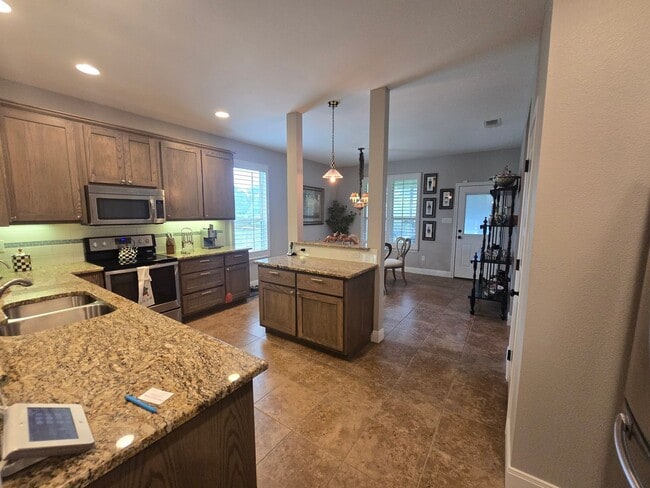 140 Manawianui Dr