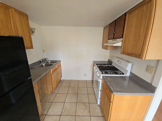 Photo - 626 O St Unit 626 O St. #1 [PRM: Andrew]