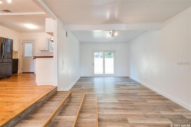 Photo - 1028 NE 7th Ave