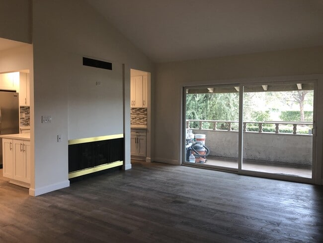 Photo - 31501 Lindero Canyon Rd