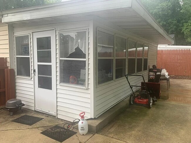 Photo - 4318 Sheffield Rd