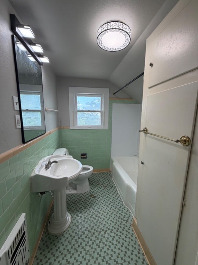 Photo - 204 Mt Vernon Ct