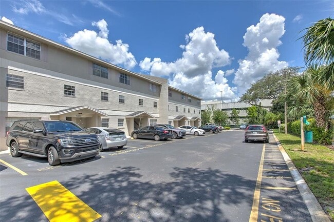 Photo - 14454 Reuter Strasse Cir Unit 712