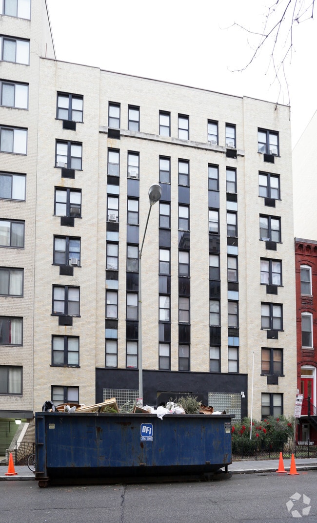 Photo - 1417 N St NW