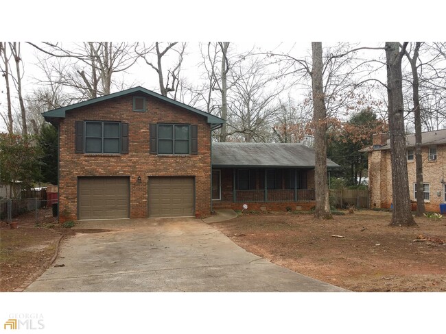 Photo - 1160 Denison Dr House