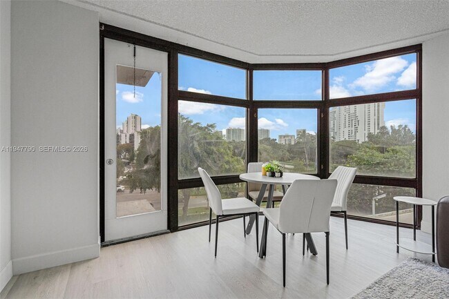 Photo - 3375 N Country Club Dr Unit 304