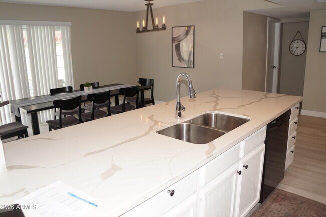 Photo - 1732 E Hermosa Dr