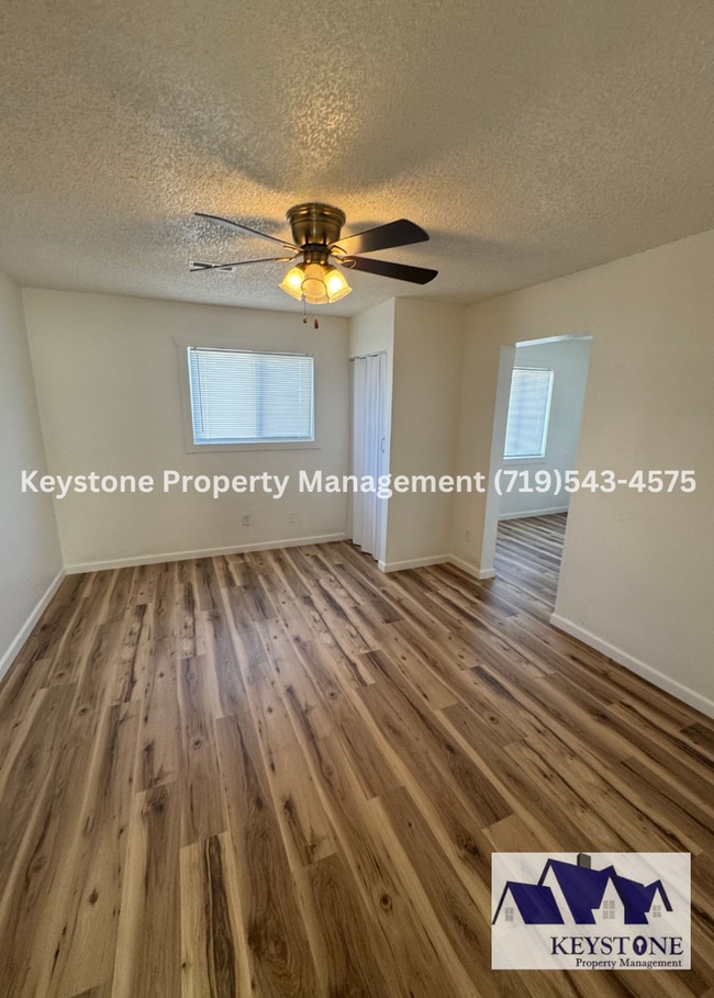 Photo - Fully Renovated Home 5 bedrooms/2 Bathrooms $1550/$1550