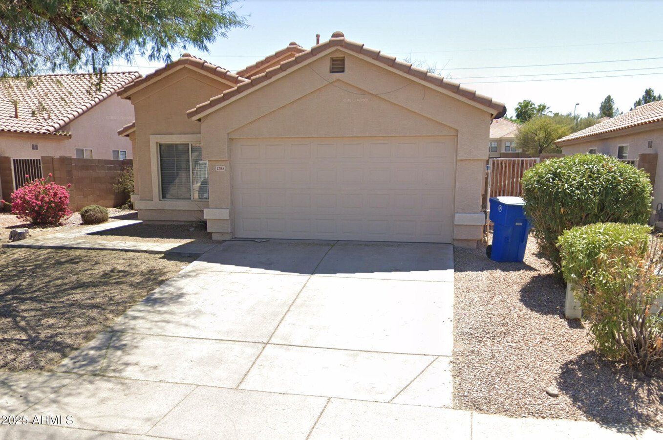 Photo - 1203 W Kesler Ln House