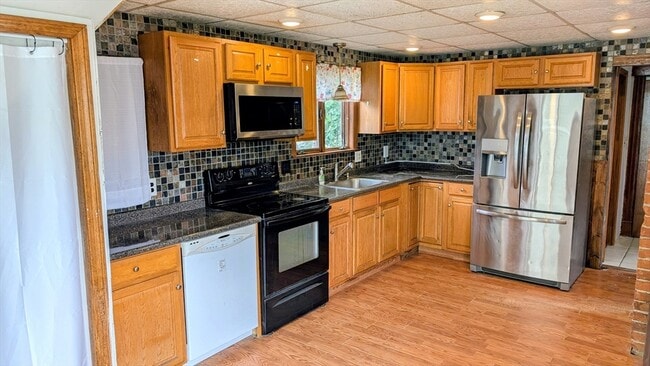 Building Photo - 1106 Saratoga St Rental
