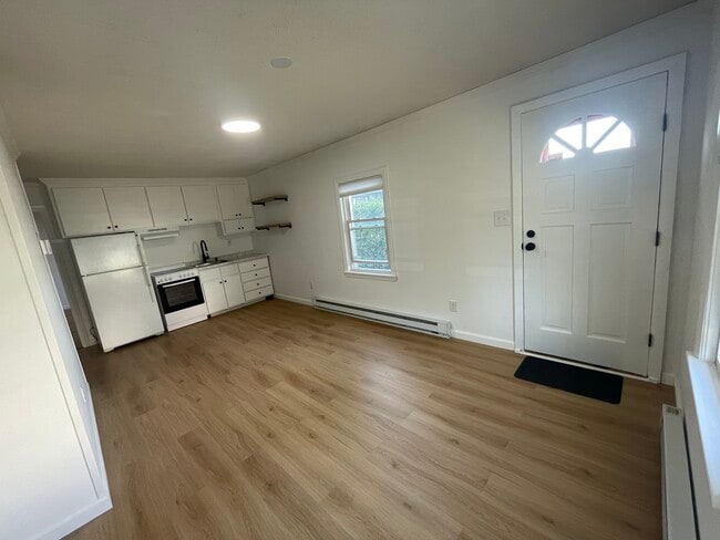 Photo - 178 Vassall St Unit Apartment 2